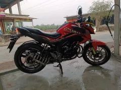 Honda CB Hornet 160R CBS